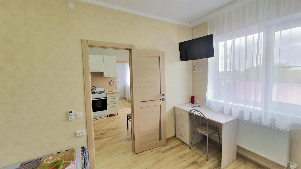 Апартаменты в коттедже на берегу Азовского моря - главное фото