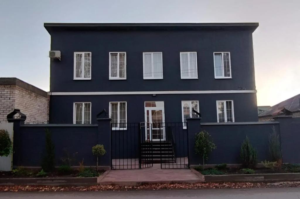 Fox House (Фокс Хаус) - главное фото