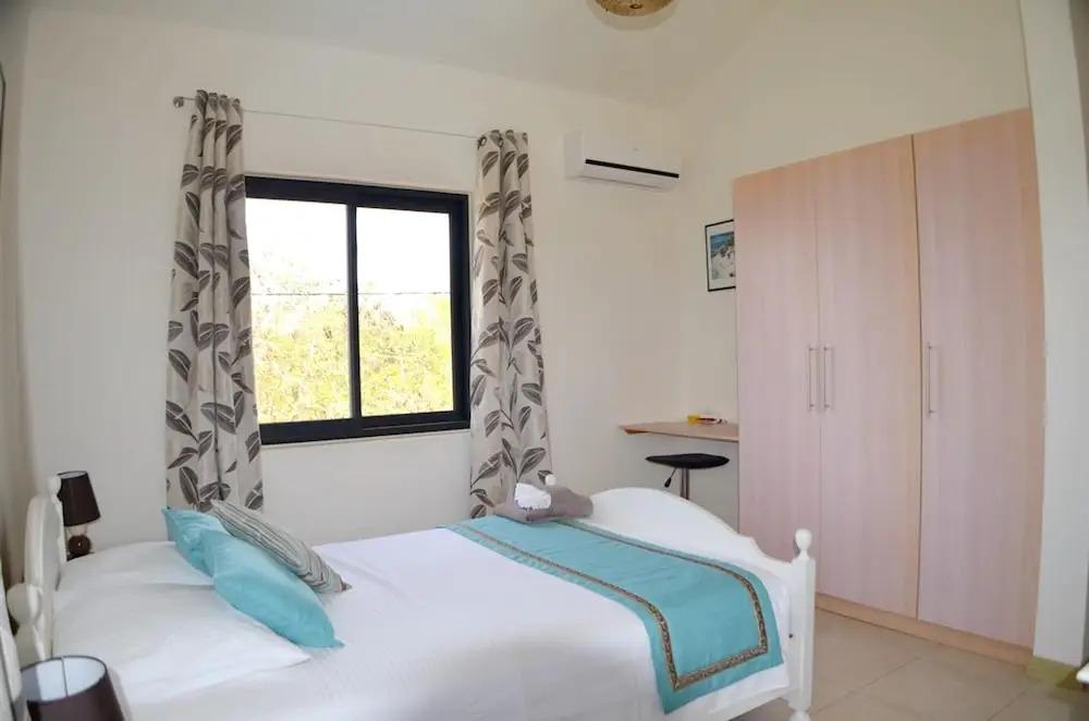 Apartment With 2 Bedrooms in Balaclava, With Shared Pool, Enclosed Garden and Wifi - главное фото