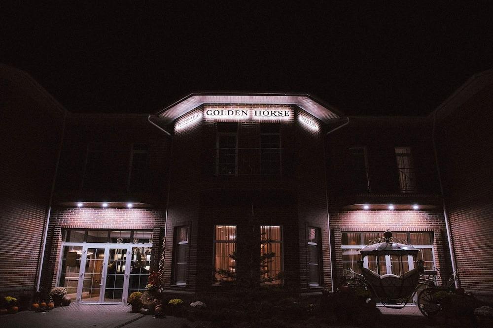 Отель Golden Horse - главное фото