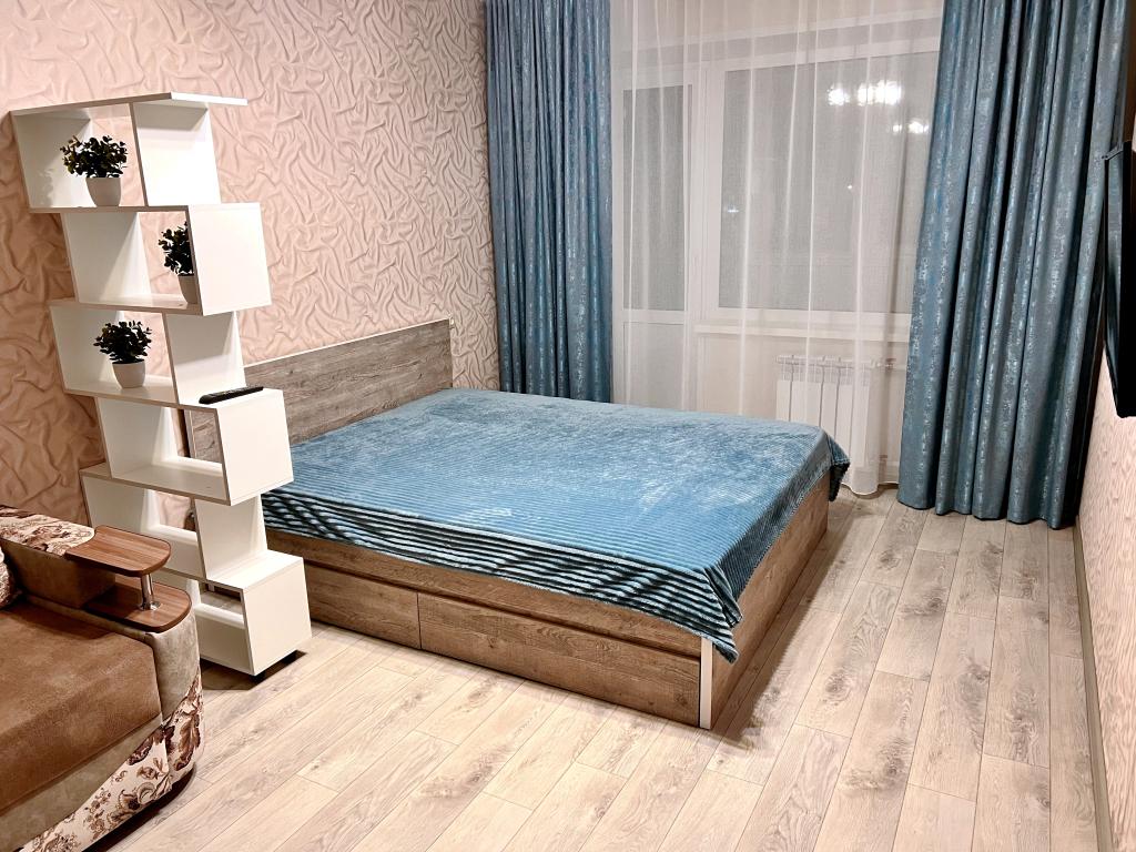 Квартира Сутки Как Дома на Ботанической 51 - главное фото