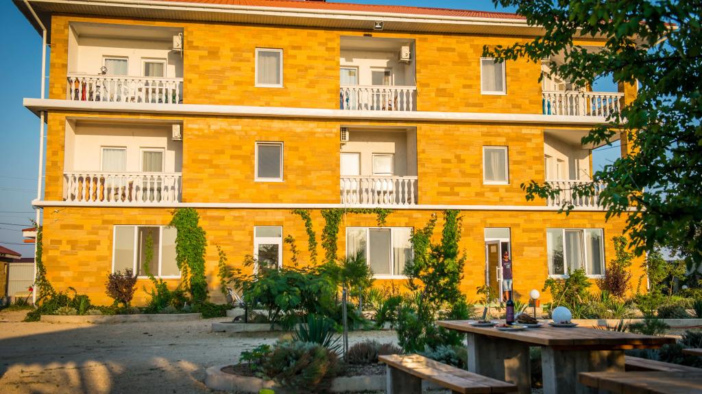 Zapadnyij Hotel - главное фото