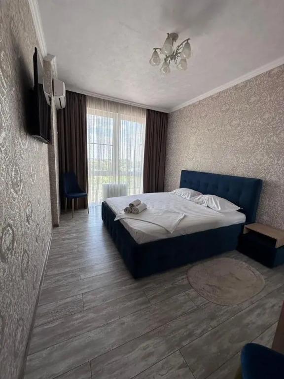 Квартира в центре города c видoм нa пpотоку - главное фото