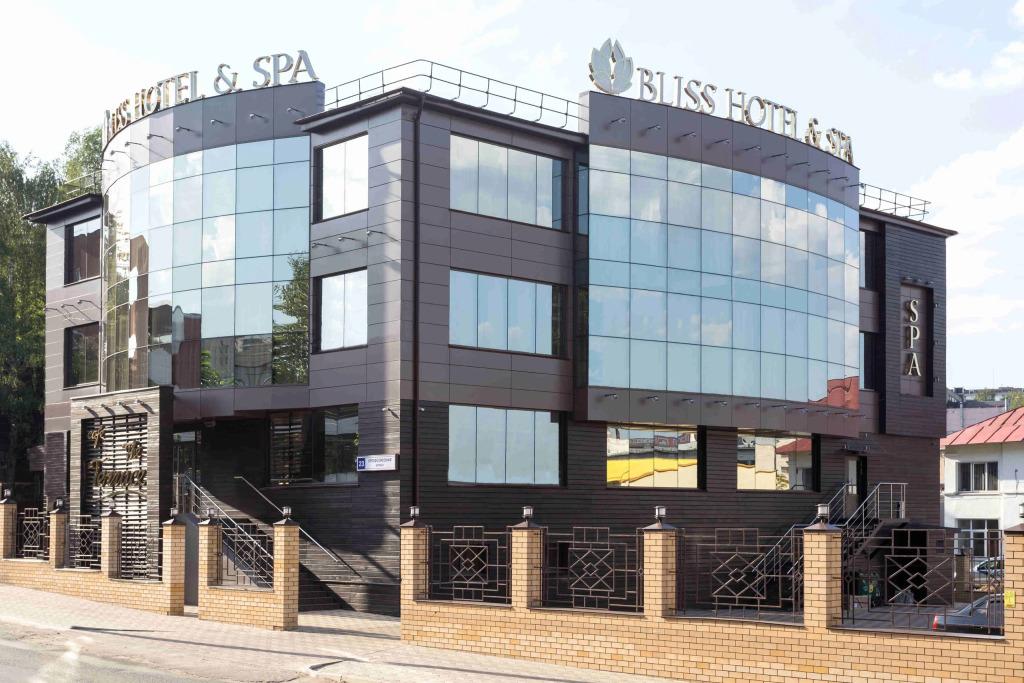 Отель Bliss Hotel & SPA - главное фото