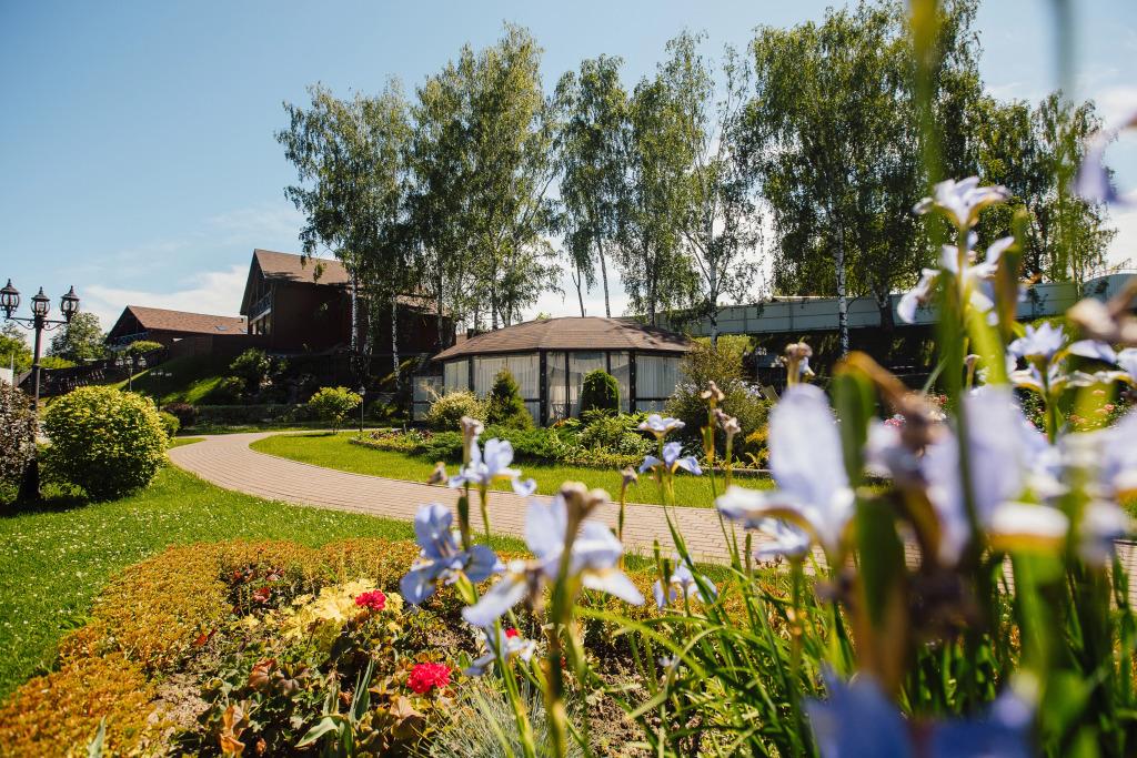 Отель Городок - главное фото