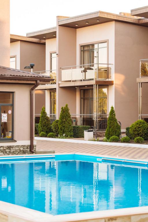 Отель Crystal Park - главное фото