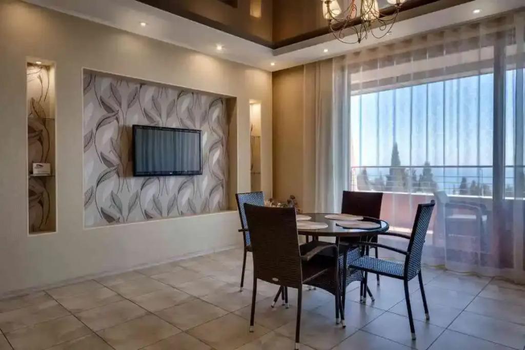 Апартаменты Фамилия Делюкс 8 - главное фото