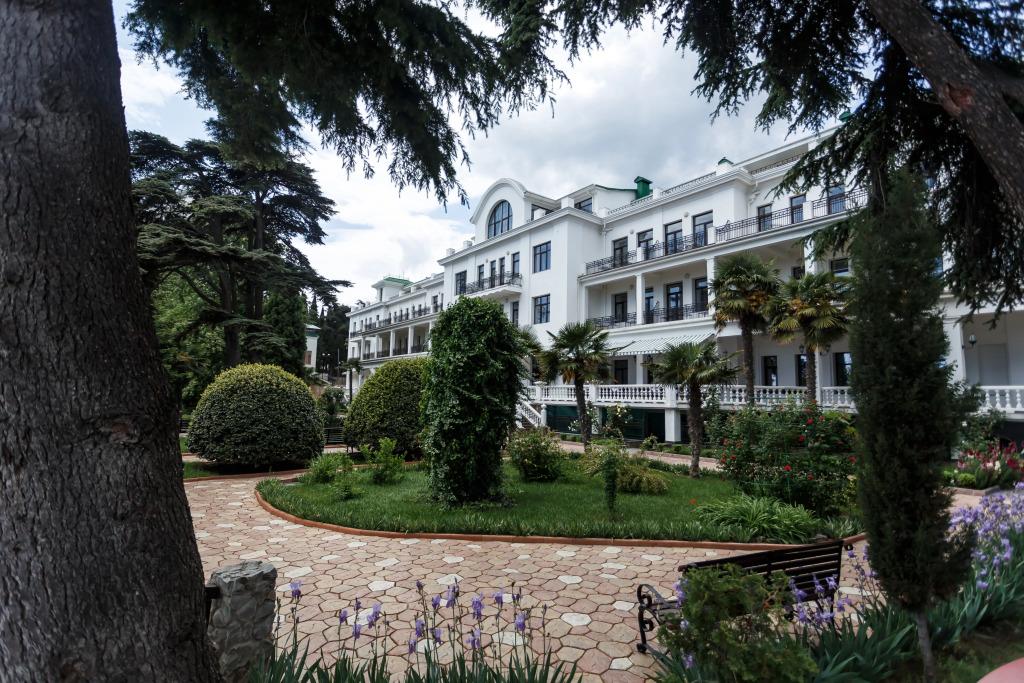 Отель Riviera Sunrise Resort & SPA Алушта - главное фото