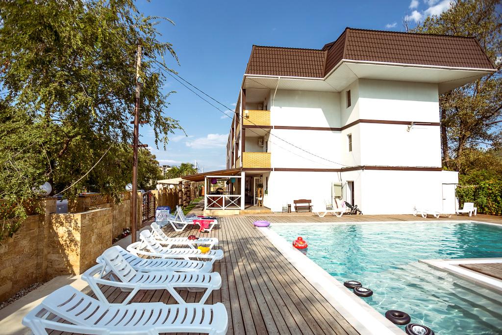 Отель Пансионат DUBLIN-DOLPHIN - главное фото