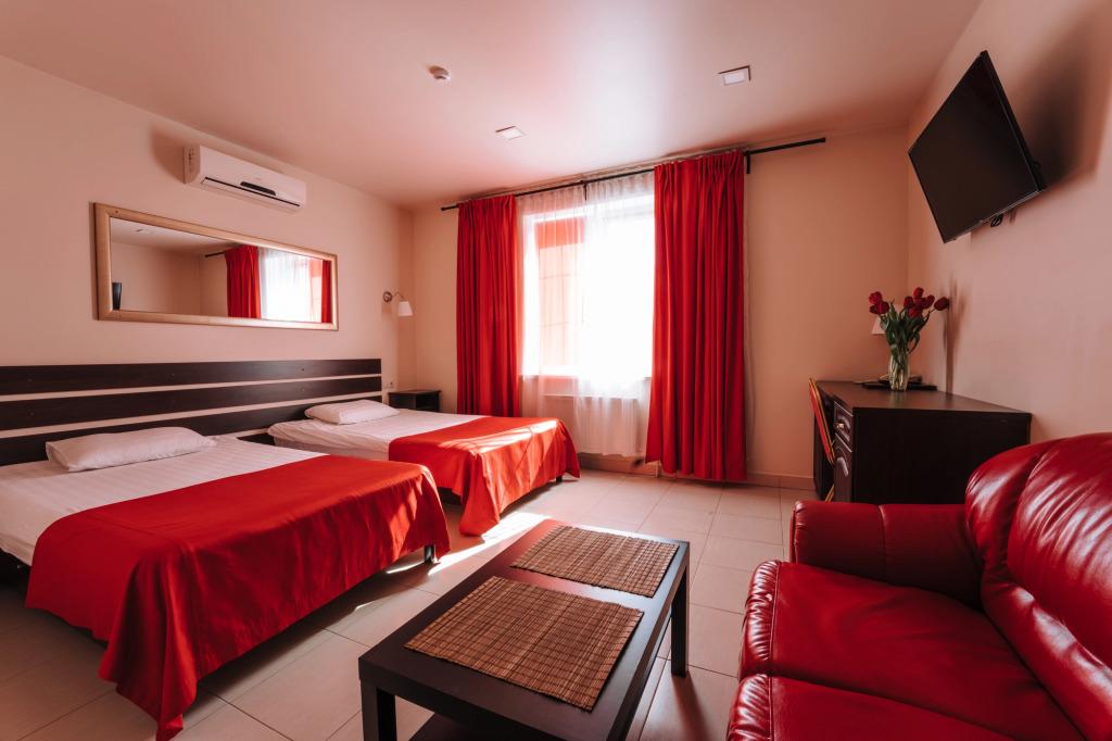 Отель Малина - главное фото