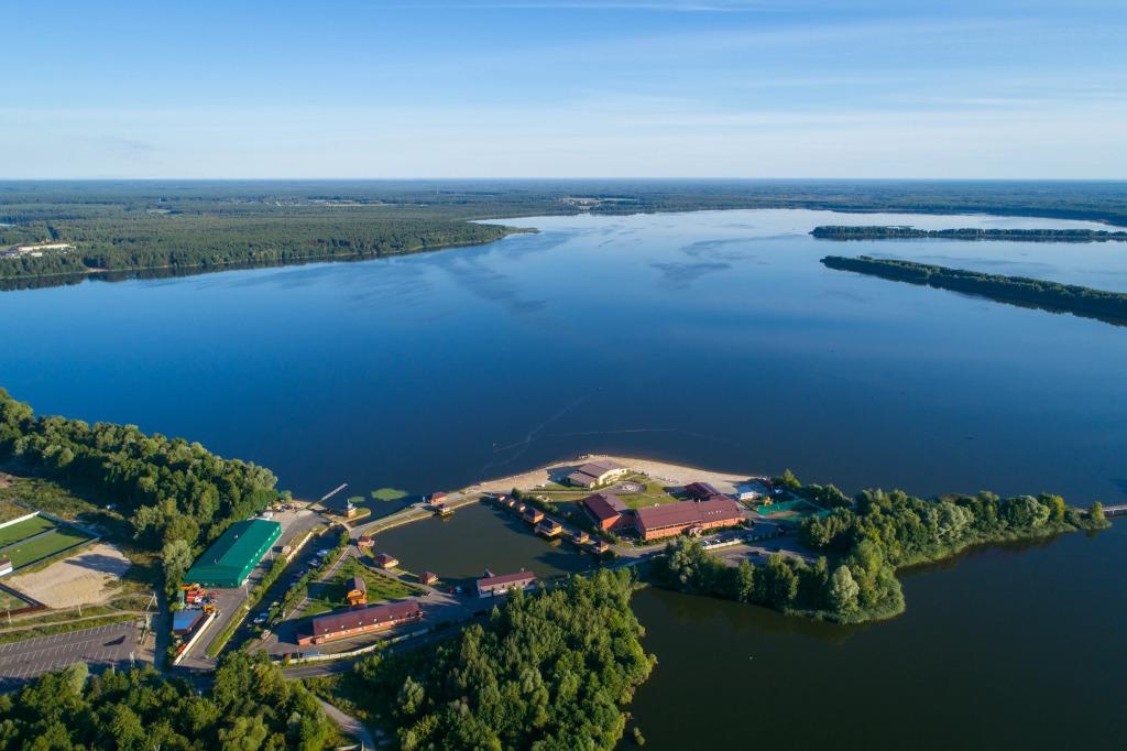 Отель Saint Lake - главное фото
