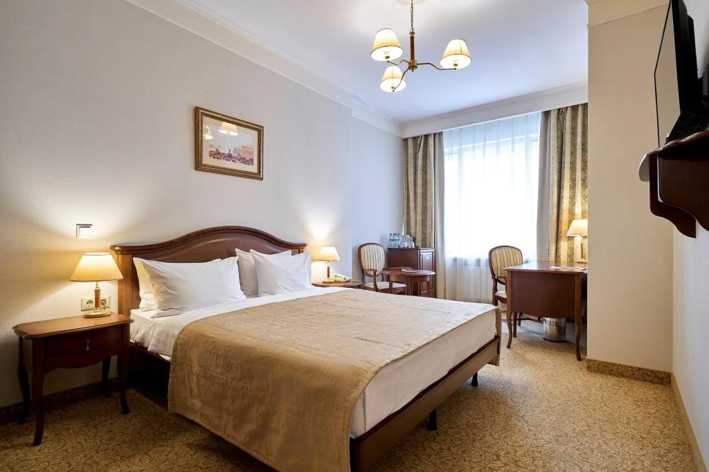 Отель Онегин - главное фото