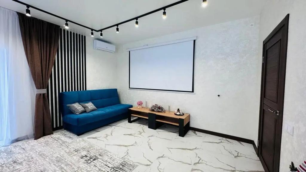 Гостевой дом LakeSide Big House - главное фото