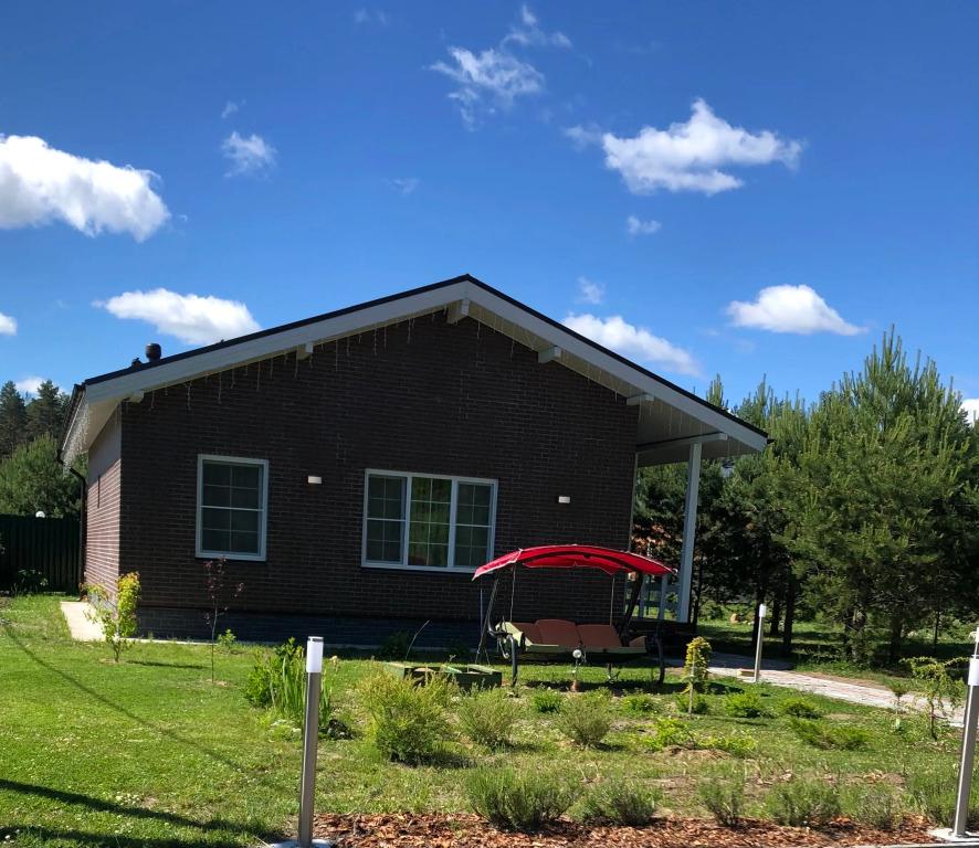 Частный Дом С Камином и Сауной у Озера - главное фото