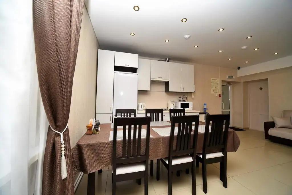 Отель Картуши - главное фото