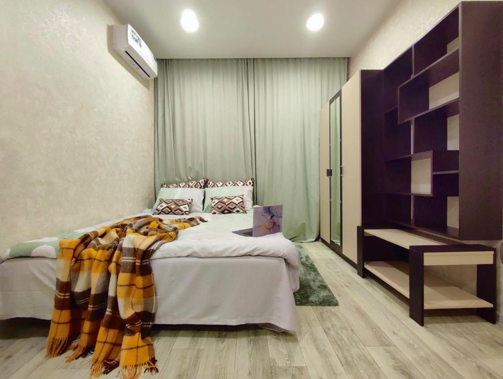 Апартаменты Гости Любят у метро Рассказовка Зеленая - главное фото