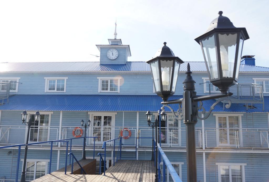 Отель Островский Причал - главное фото