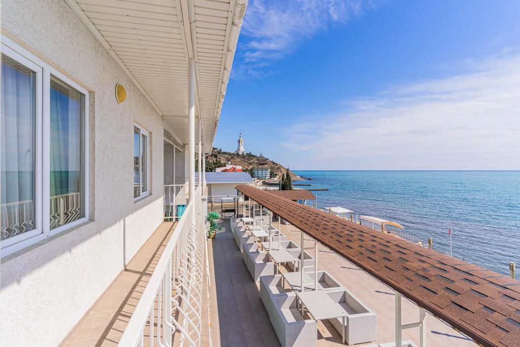 Отель Атлантис - главное фото