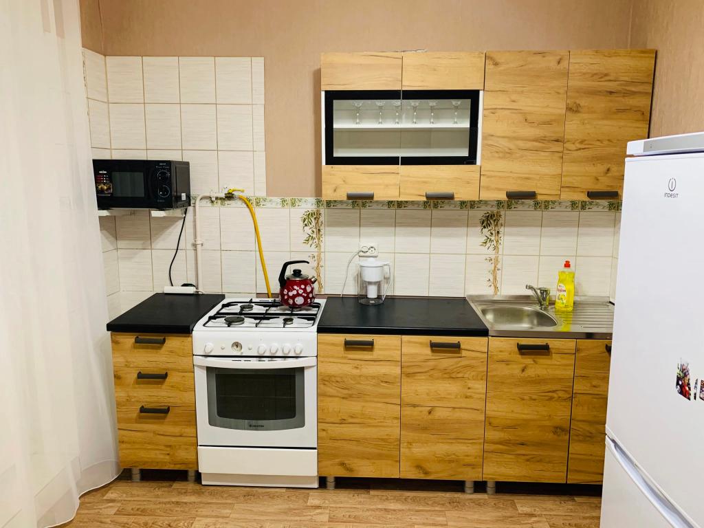 Квартира 2-х комнатная центр площадь Ленина - главное фото