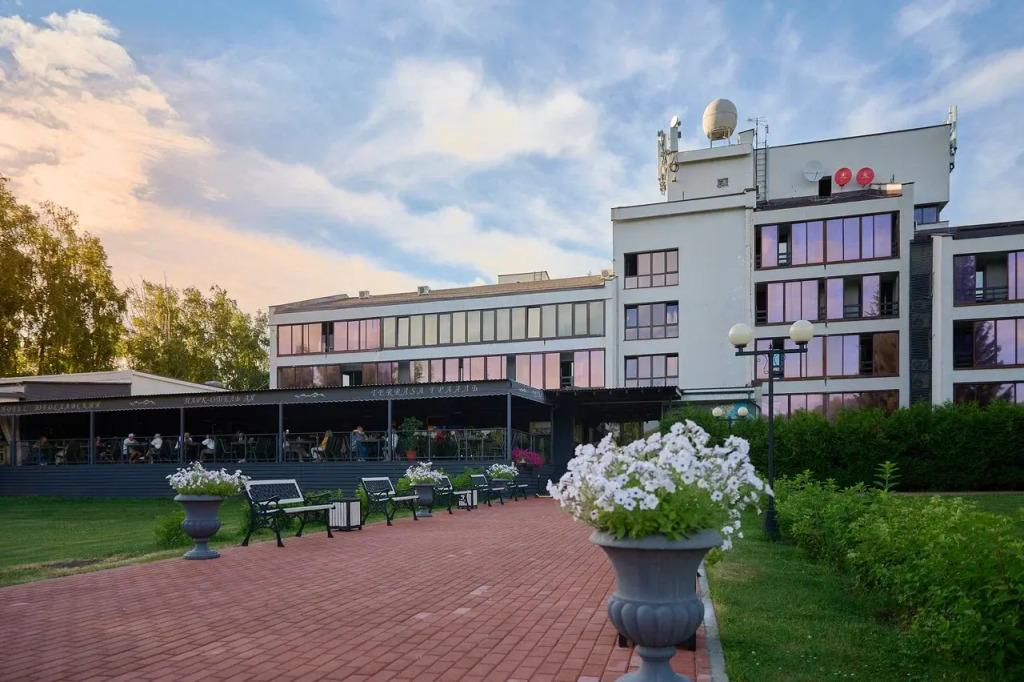 Парк-Отель Ая - главное фото