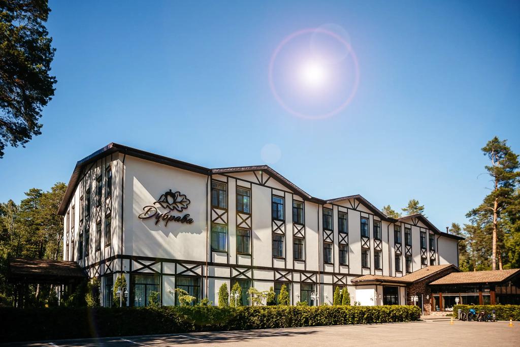 Отель Дубрава - главное фото