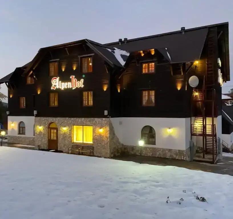 Отель Alpenhof - главное фото