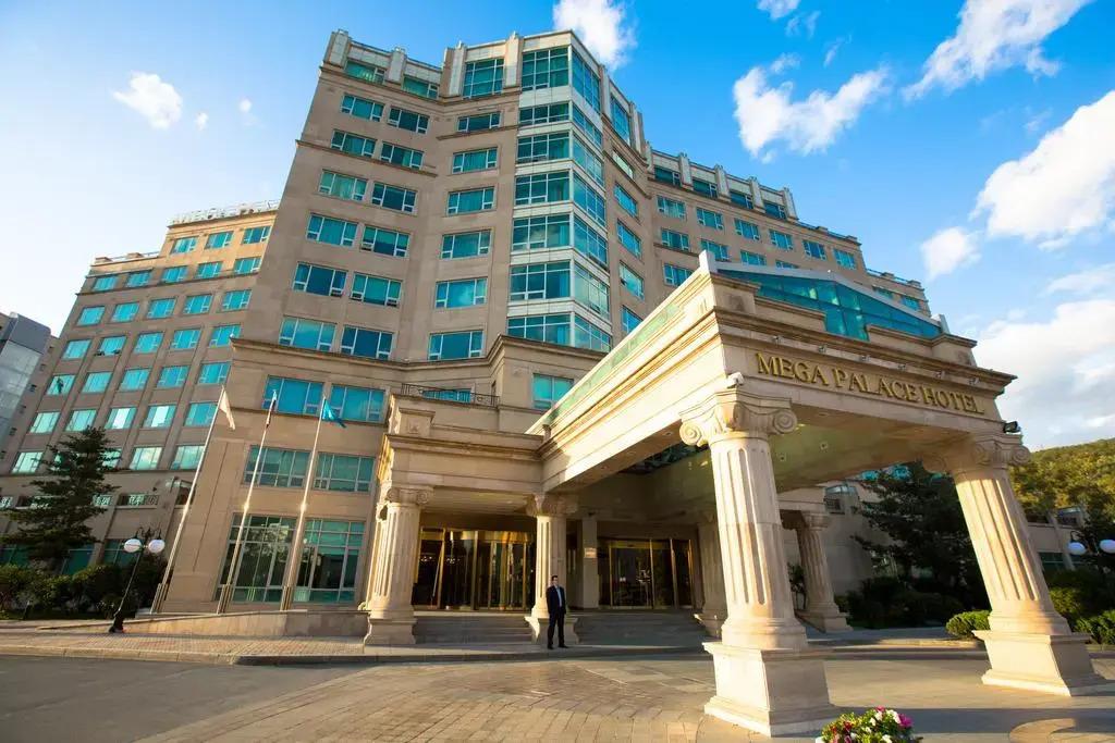 Отель Мега Палас - главное фото