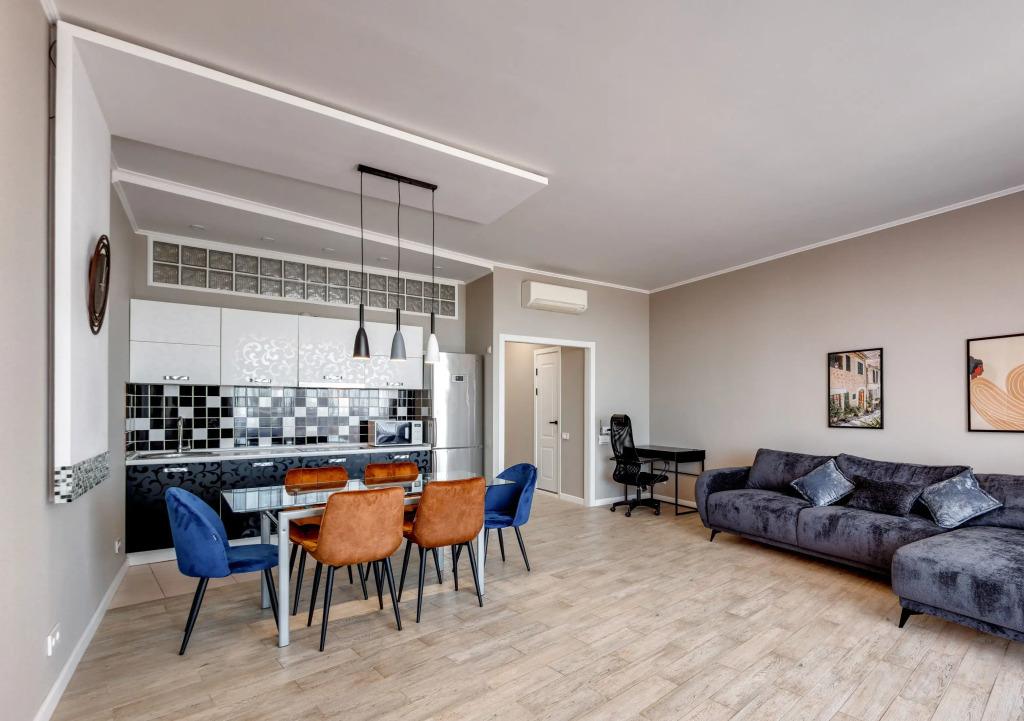 Апартаменты Фамилия Делюкс 10 - главное фото