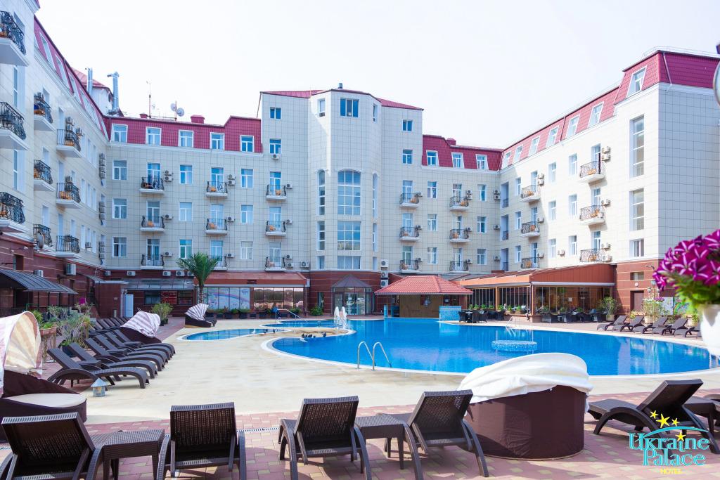 Отель Палас - главное фото