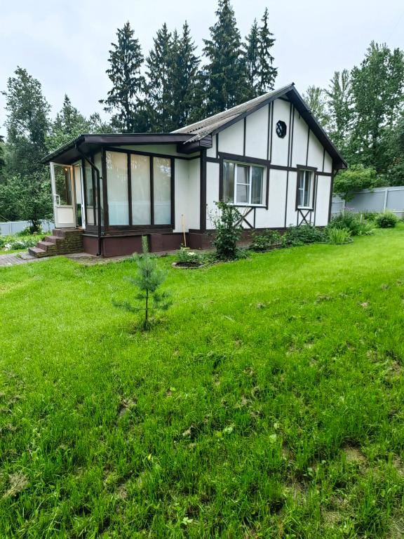 Частный Дом у Озера - главное фото