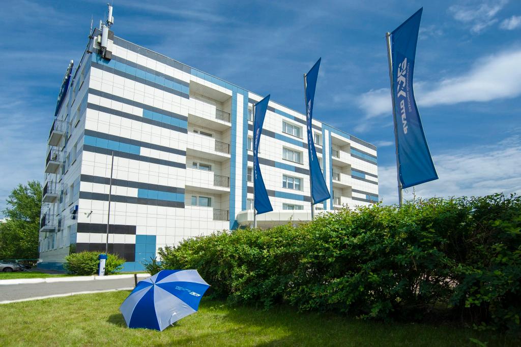 Отель Sky - главное фото