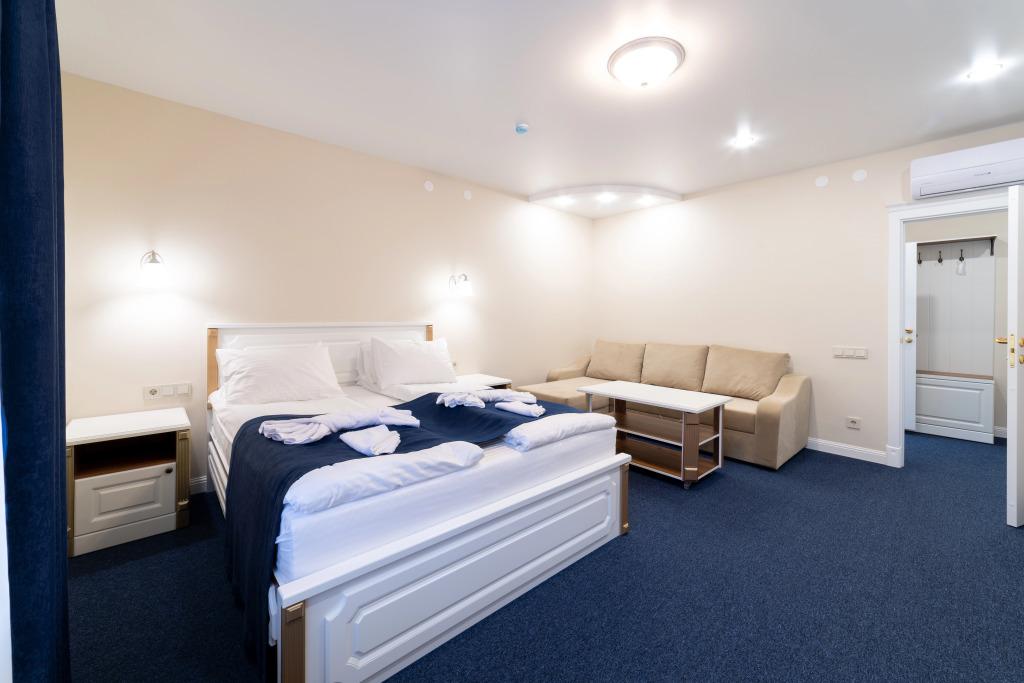 Отель Ангельская - главное фото