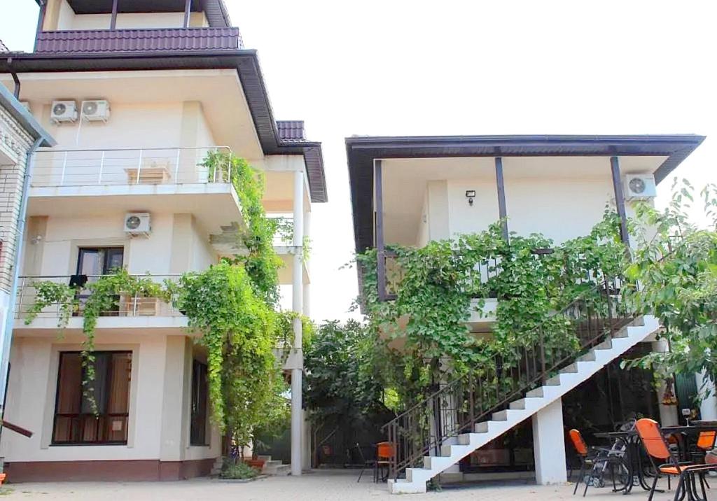 Vinograd Guest House - главное фото