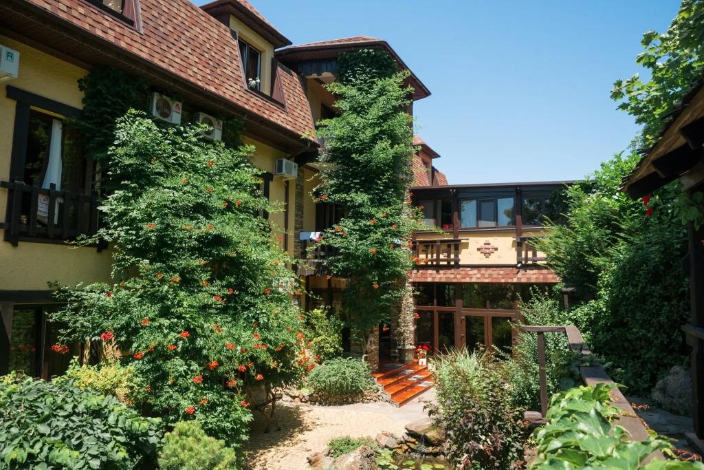 Гостевой дом Мане - главное фото