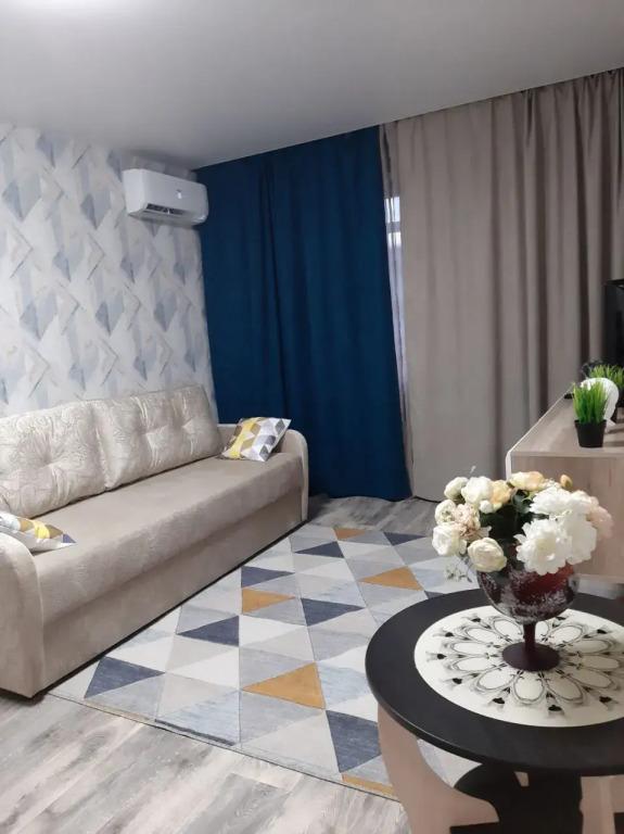 Апартаменты 2-комнатные в Центре Города на Феоктистова - главное фото