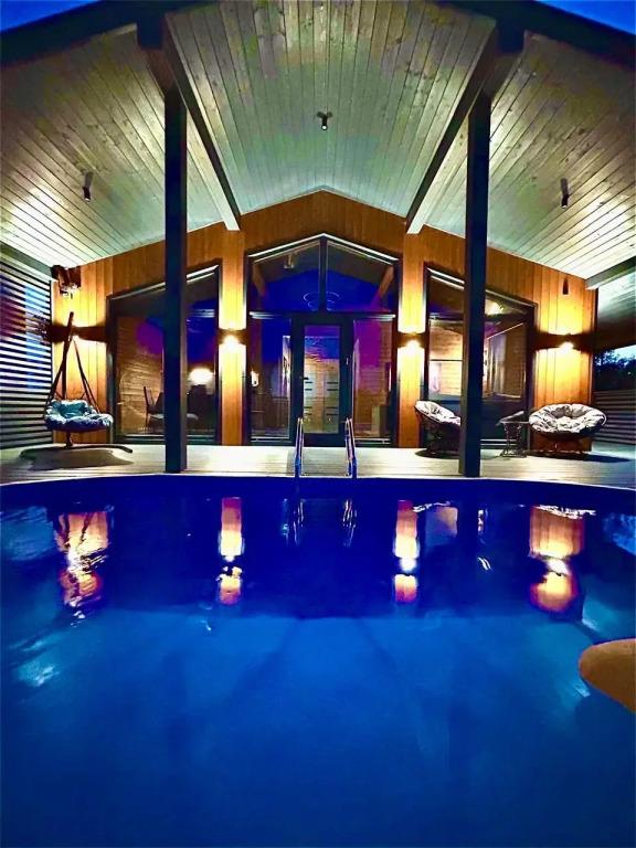 Частный дом Family Estate - главное фото