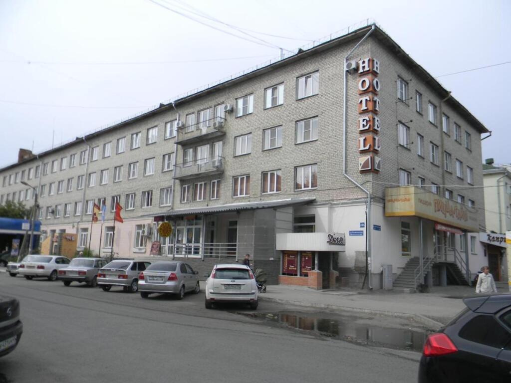 Отель Урал - главное фото