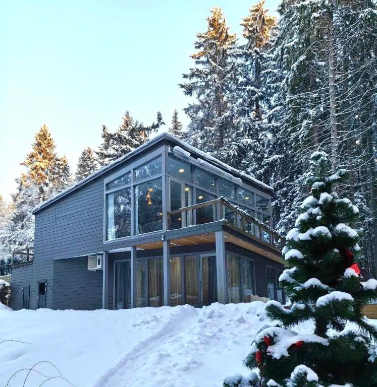 Частный Дом Коттедж 250м² у Реки - главное фото