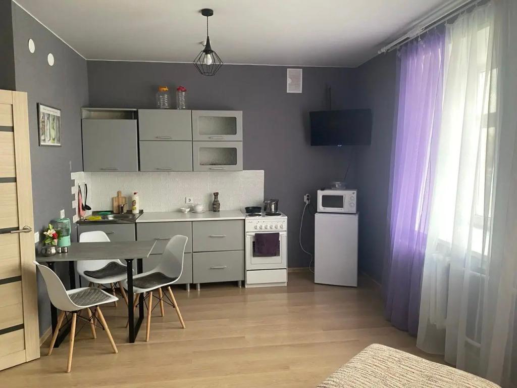 Квартира студия в центре города - главное фото