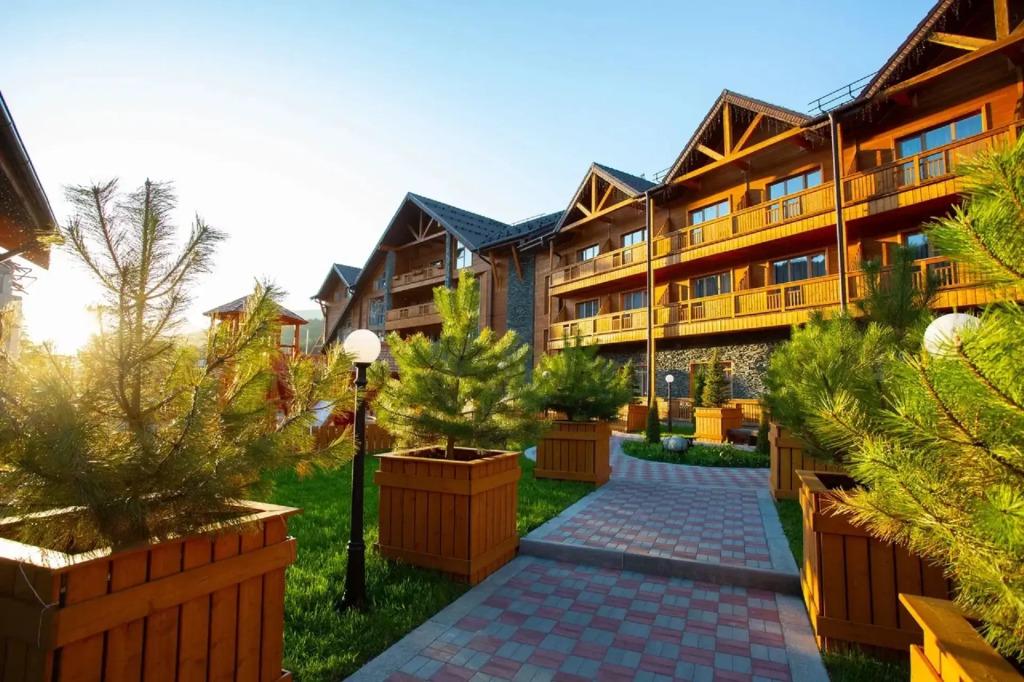 Отель Архыз Роял Резорт энд Спа - главное фото