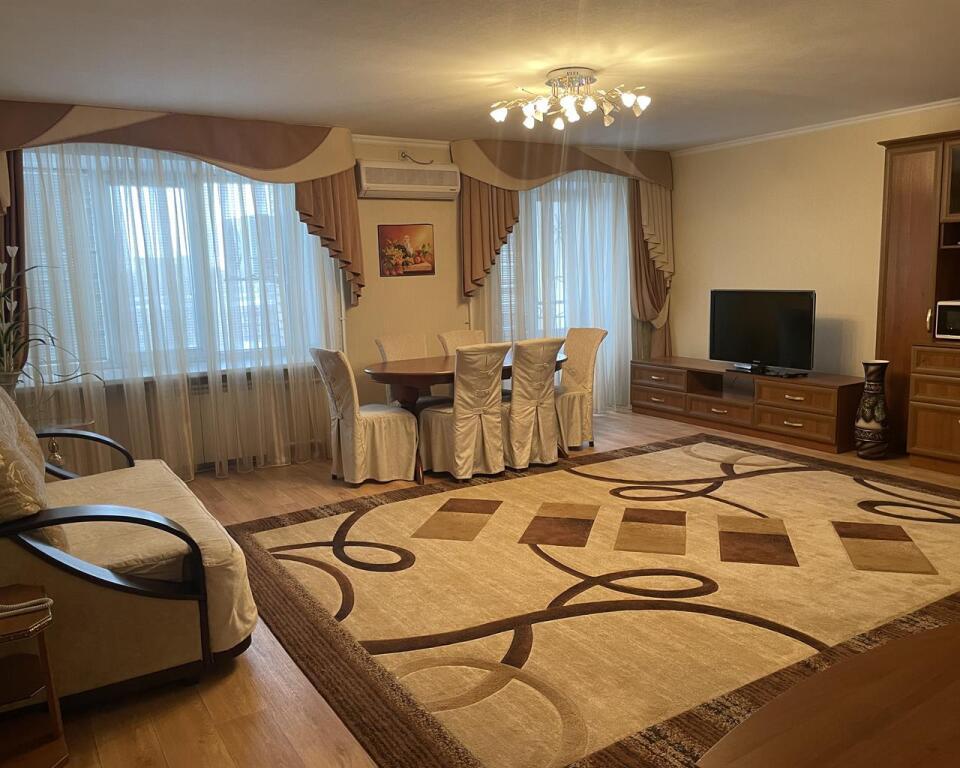 Отель ДИС - главное фото