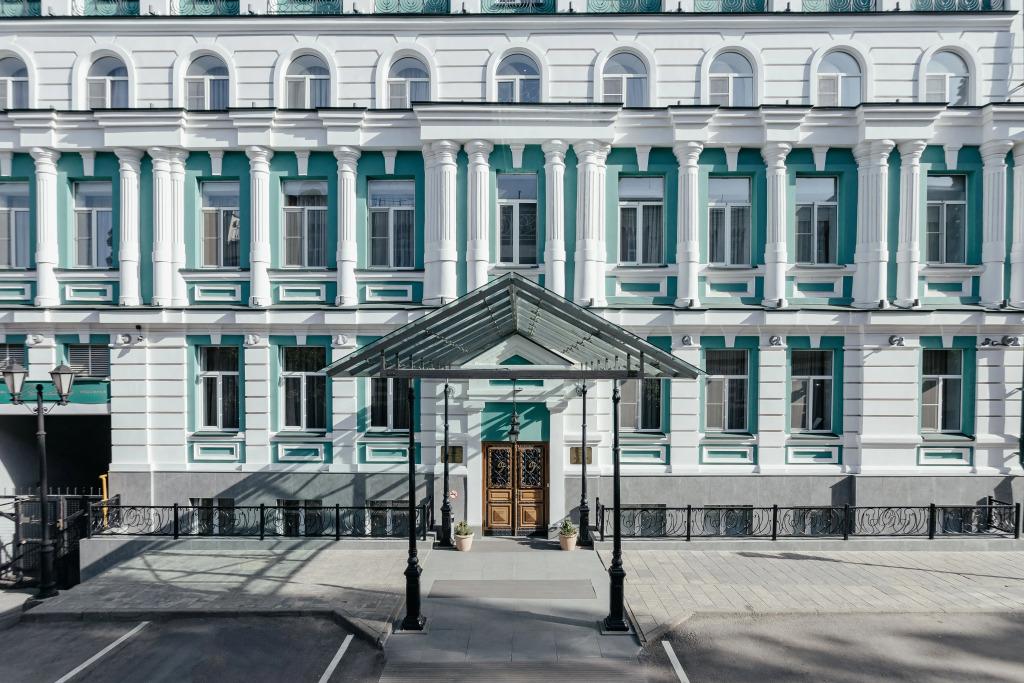 Отель Эрмитаж - главное фото