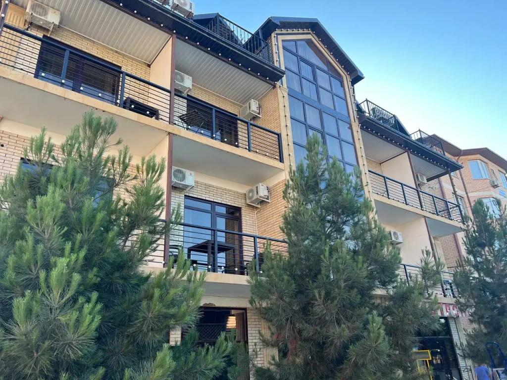 Отель Jumeirah - главное фото