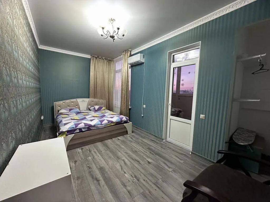 Квартира двухкомнатная в центре города - главное фото