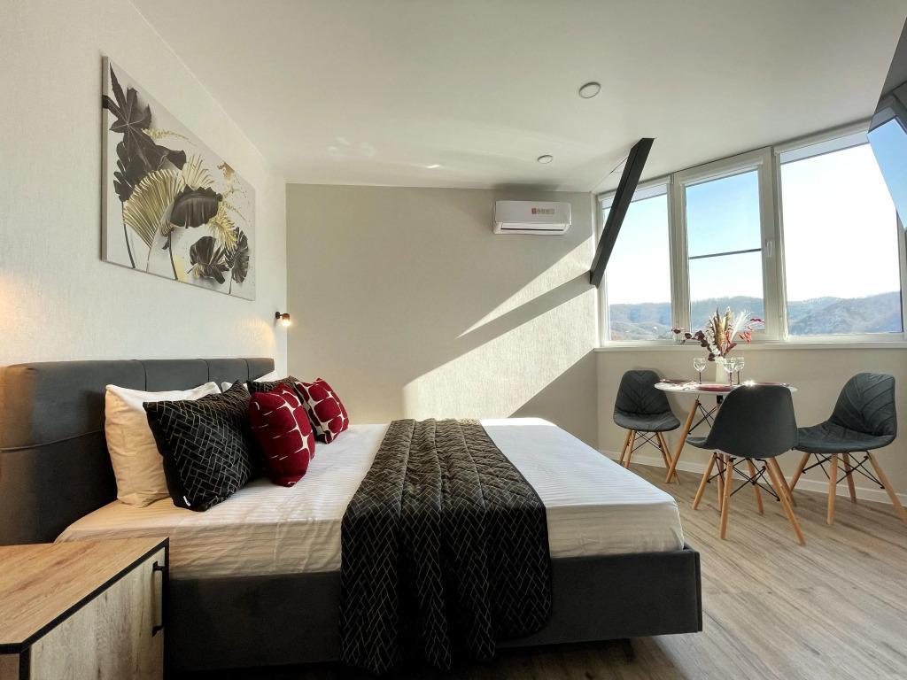 Апартаменты с видом на горы в 3х минутах от моря - главное фото