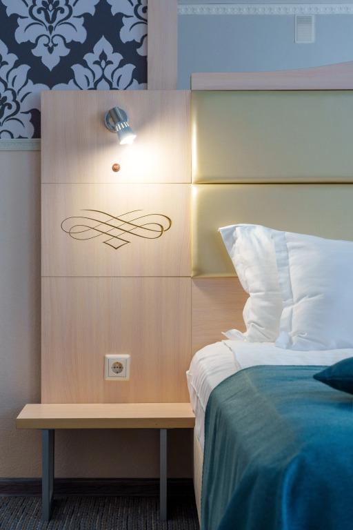 Отель Cronwell Park Ника - главное фото