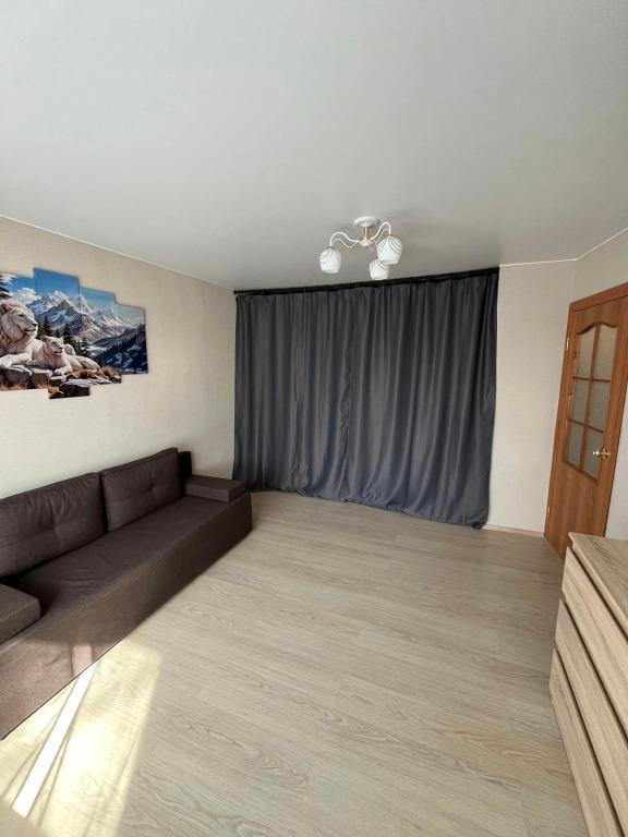 Квартира уютная рядом с парком в Павловске - главное фото