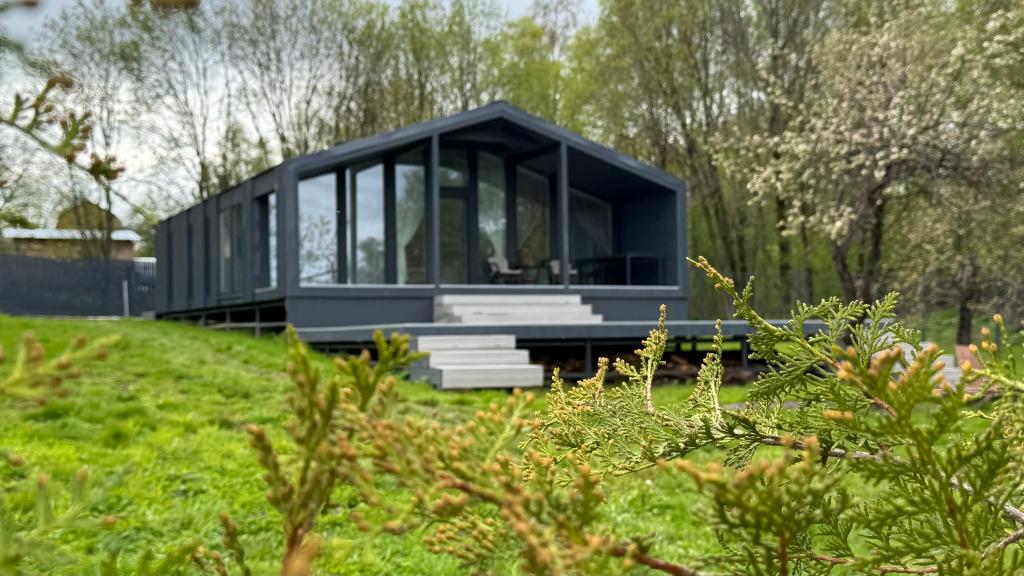 Частный дом Дом на краю леса - главное фото