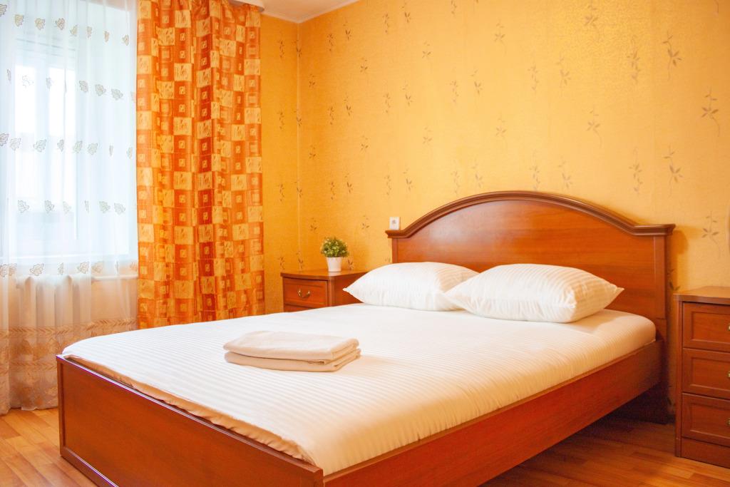 Апартаменты Квартирный Вопрос на Артема 155 - главное фото