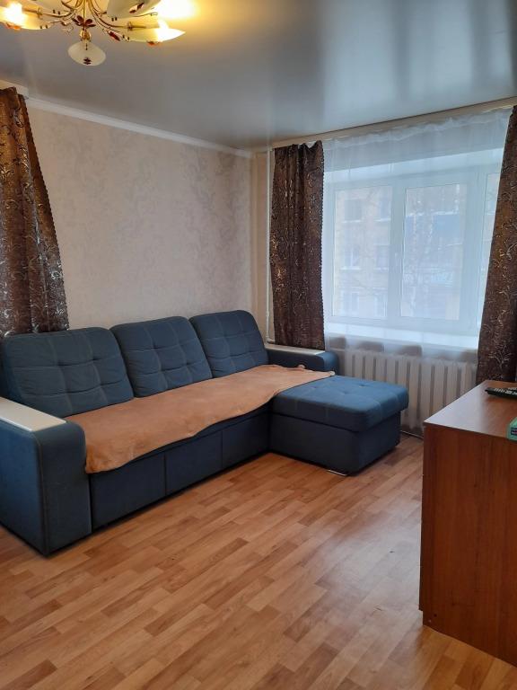 Квартира Проспект Космонавтов 12 - главное фото